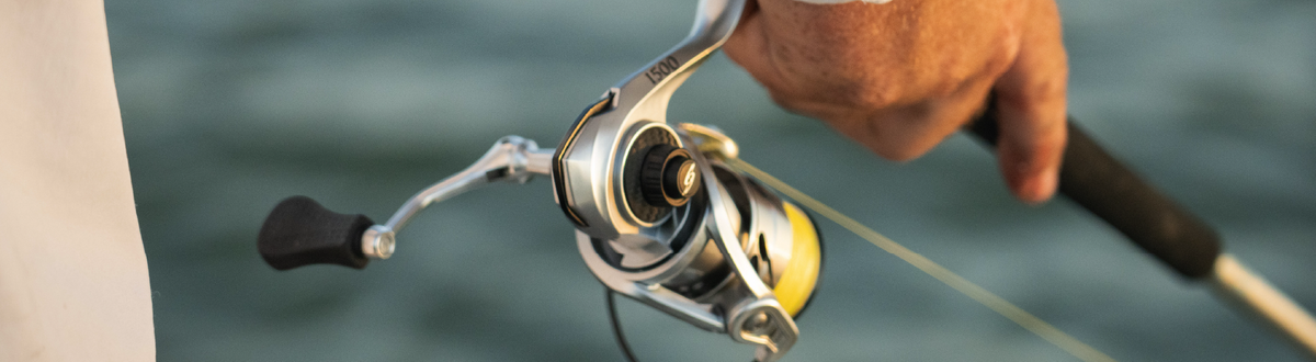 Spinning Reel in hand fishing Sixgill Fishing